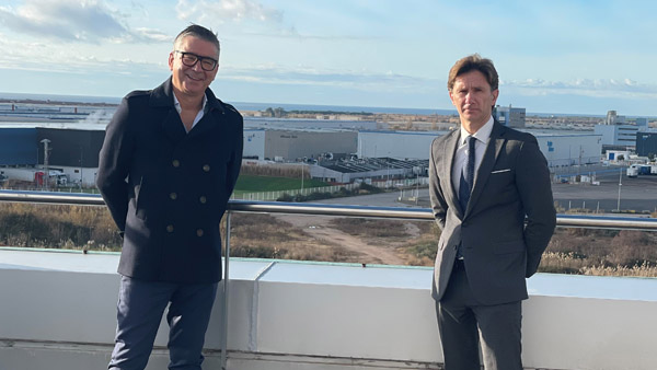 En este momento estás viendo CILSA y MAERSK firman un acuerdo para la construcción de una nueva nave de 8.168 m² en la ZAL Port (Prat)