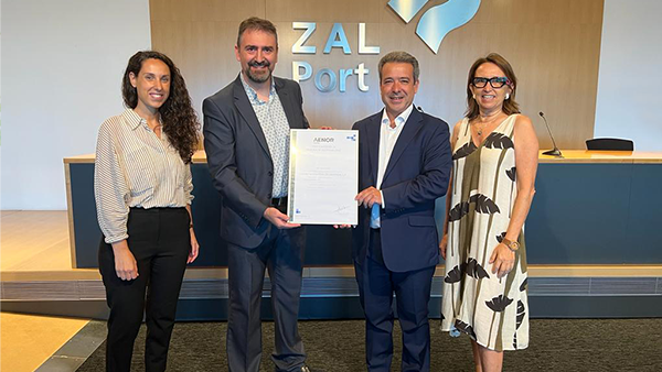 Lee más sobre el artículo ZAL Port apuesta por la transparencia, validando su memoria de sostenibilidad GRI, con el aval de AENOR